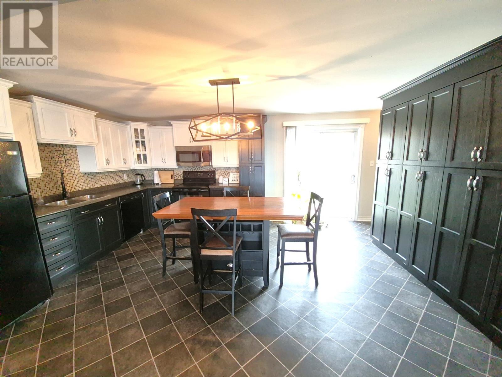 142 Main Street - 5