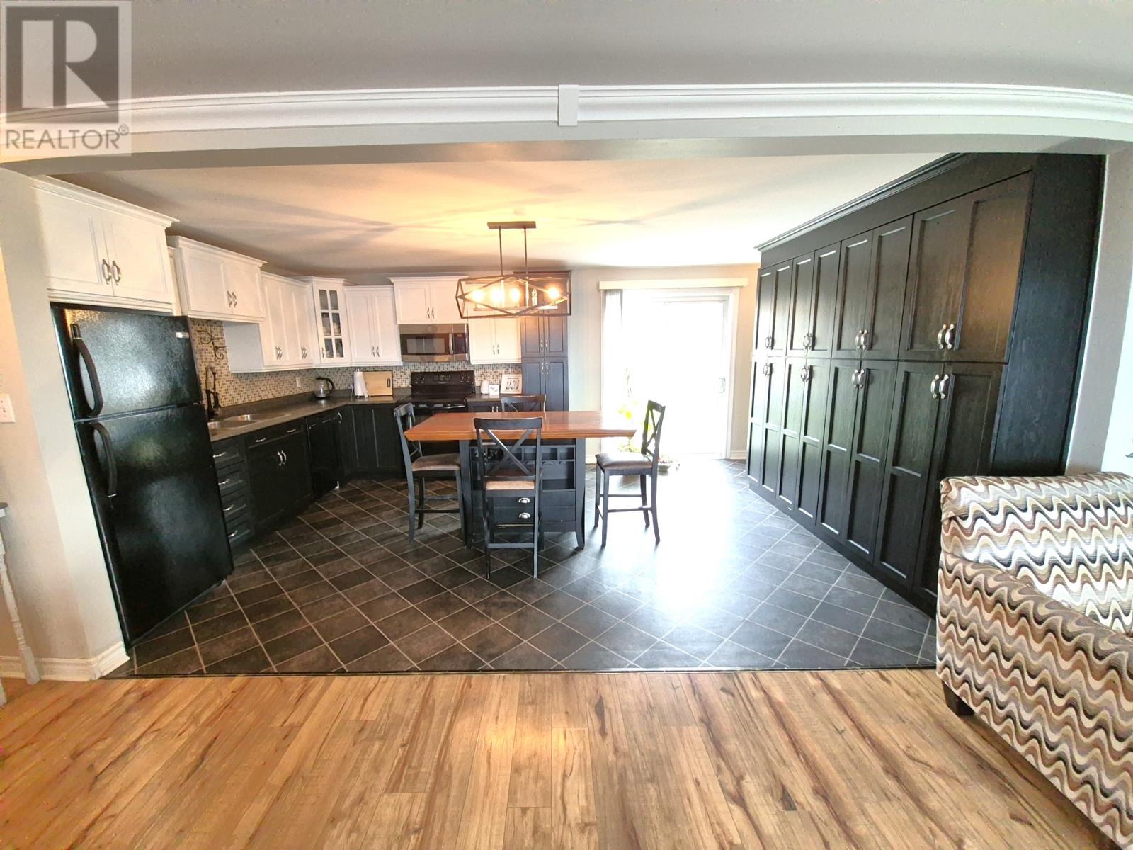 142 Main Street - 6