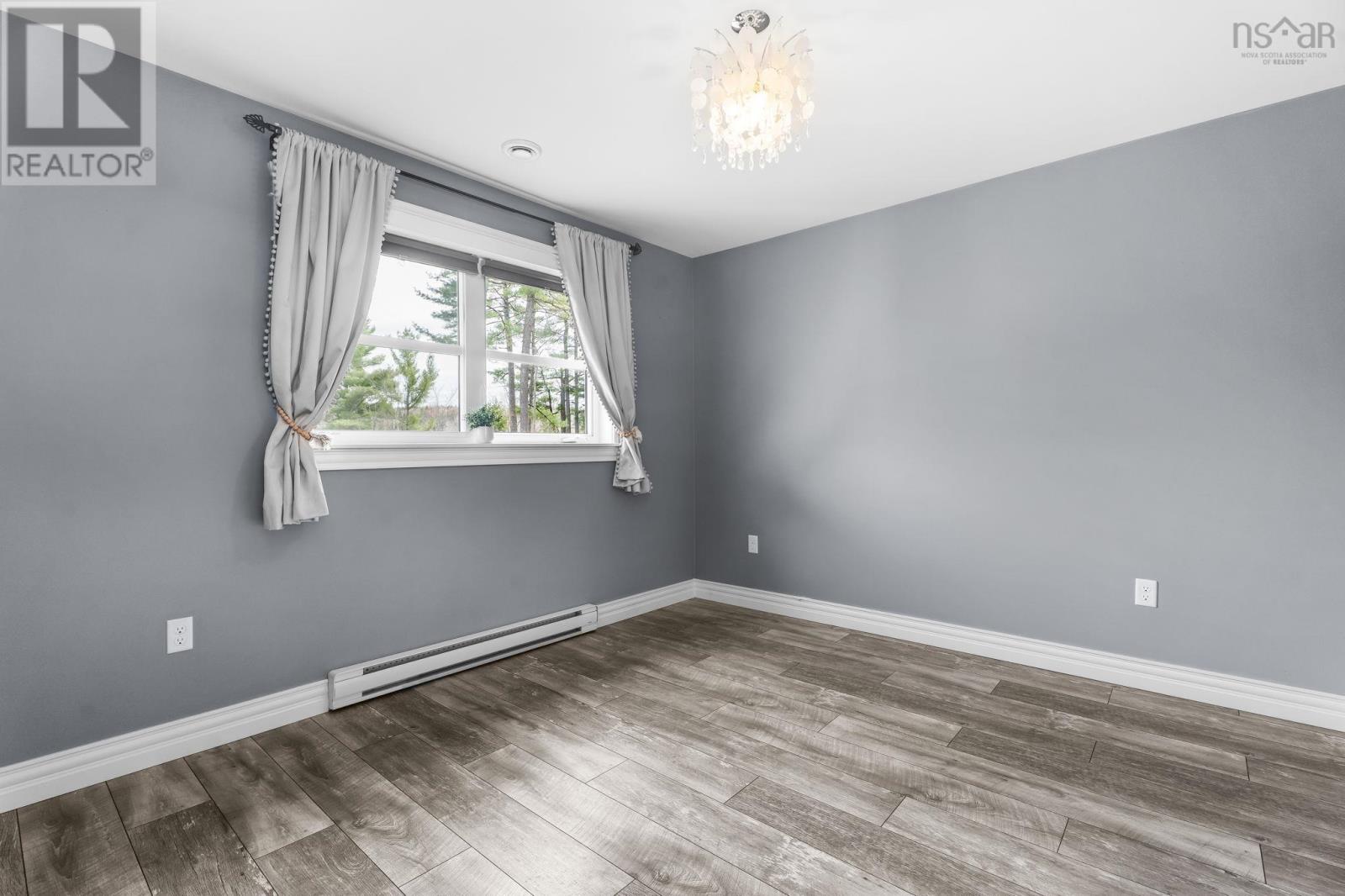 561 Hall Road - 23