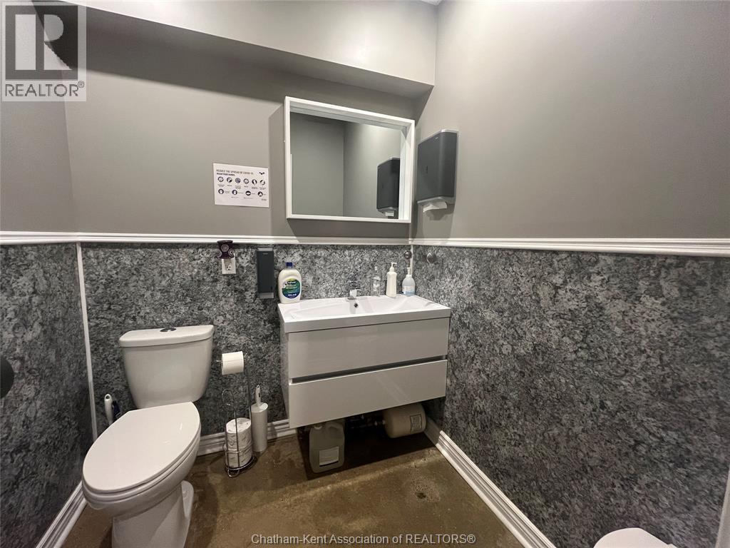 350 Lacroix STREET Unit# 4, Chatham, Ontario, N7M2W3 — Photo 10