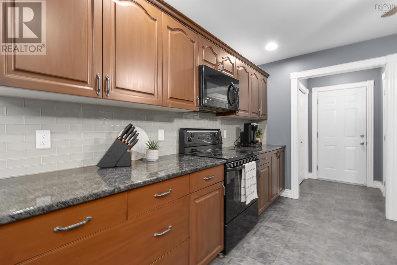 291 Sambro Creek Road - 12