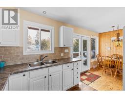 798 Dorcas Bay Road, Northern Bruce Peninsula, ON N0H2R0 Photo 15