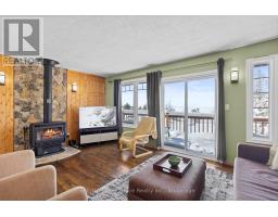 Family room - 798 Dorcas Bay Road, Northern Bruce Peninsula, ON N0H2R0 Photo 8