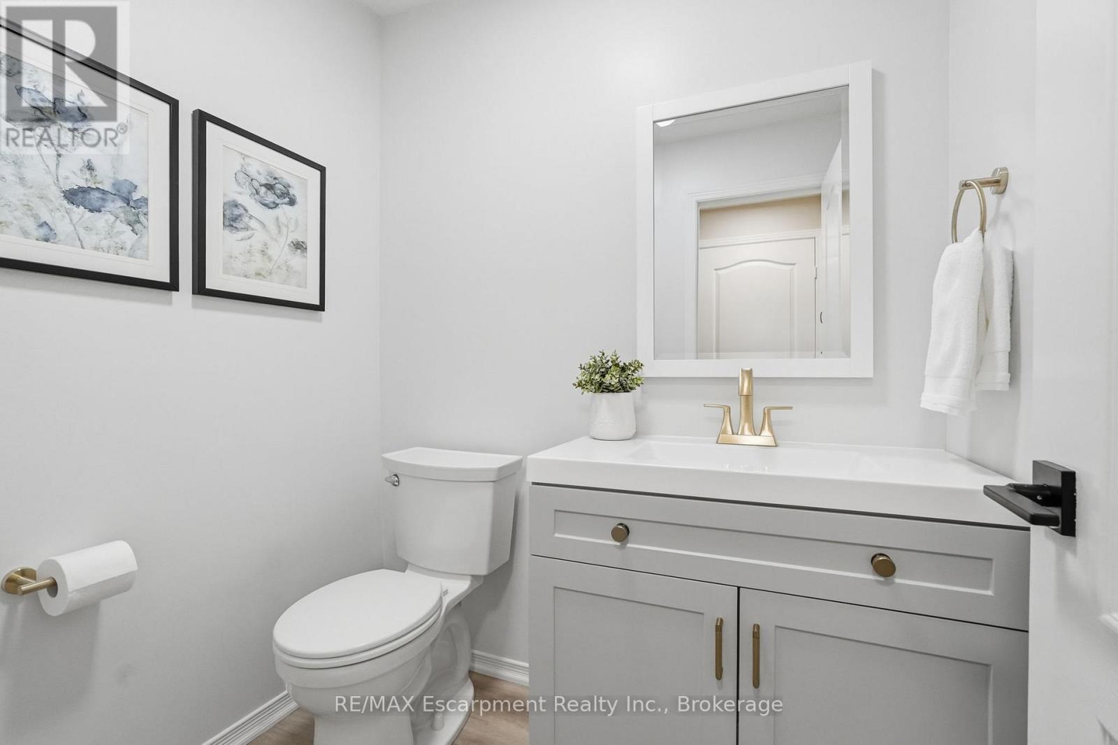 2124 GLENHAMPTON ROAD - 17