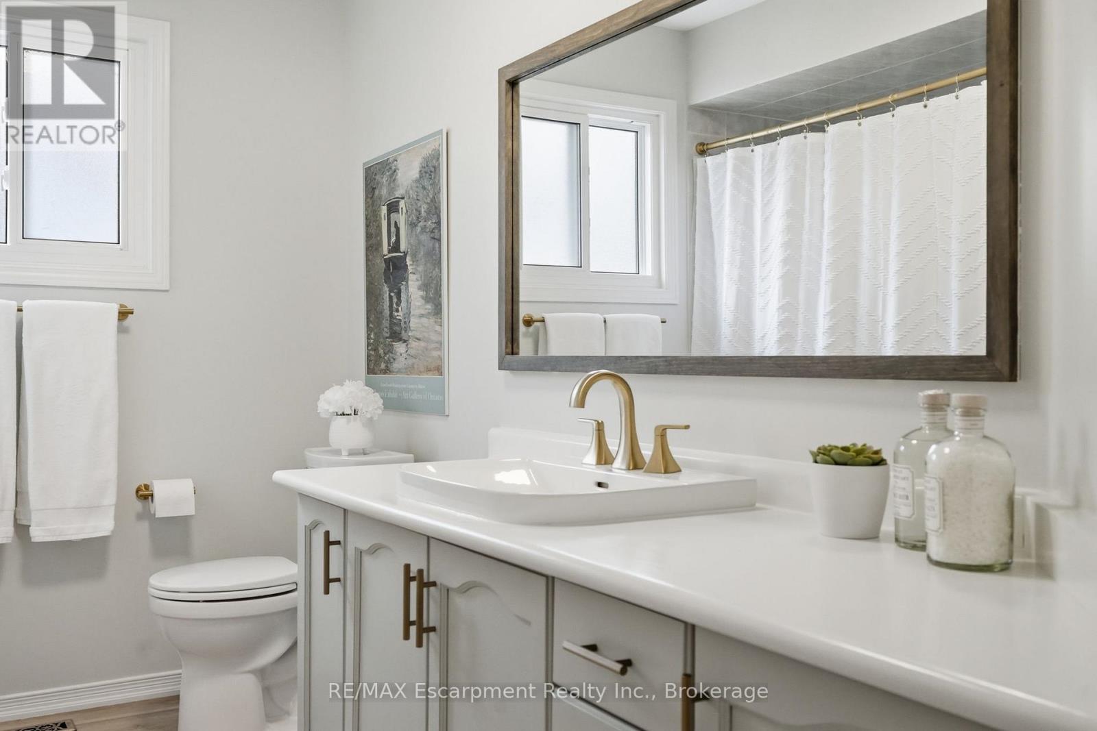 2124 GLENHAMPTON ROAD - 39