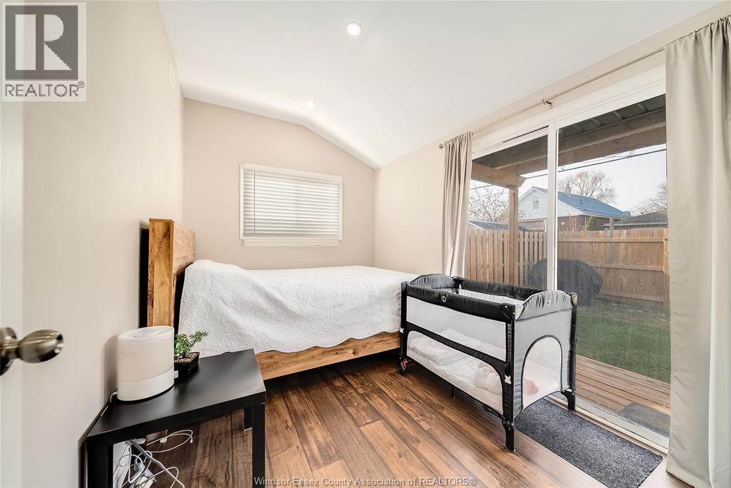 845 ARTHUR, Windsor, Ontario, N8Y3Y1 — Photo 4