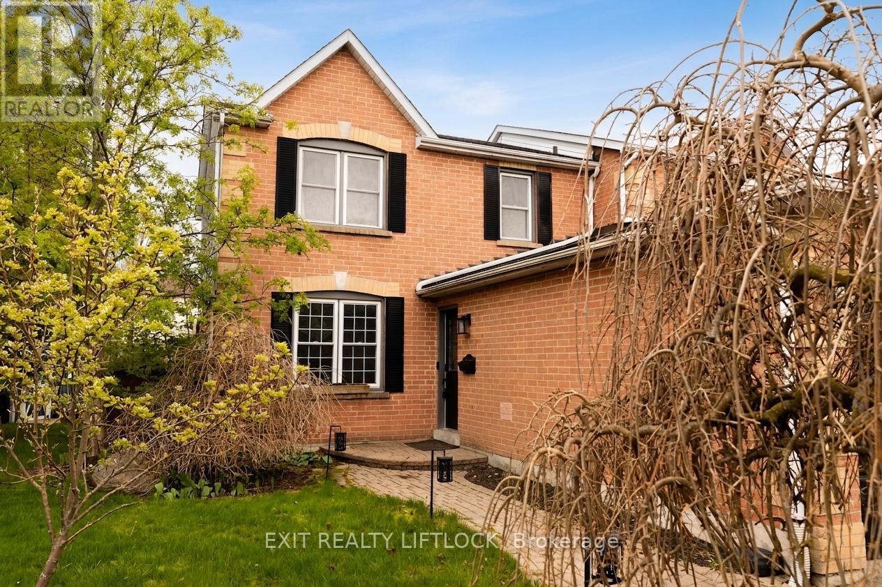 84 HILLHURST CRESCENT - Image 2