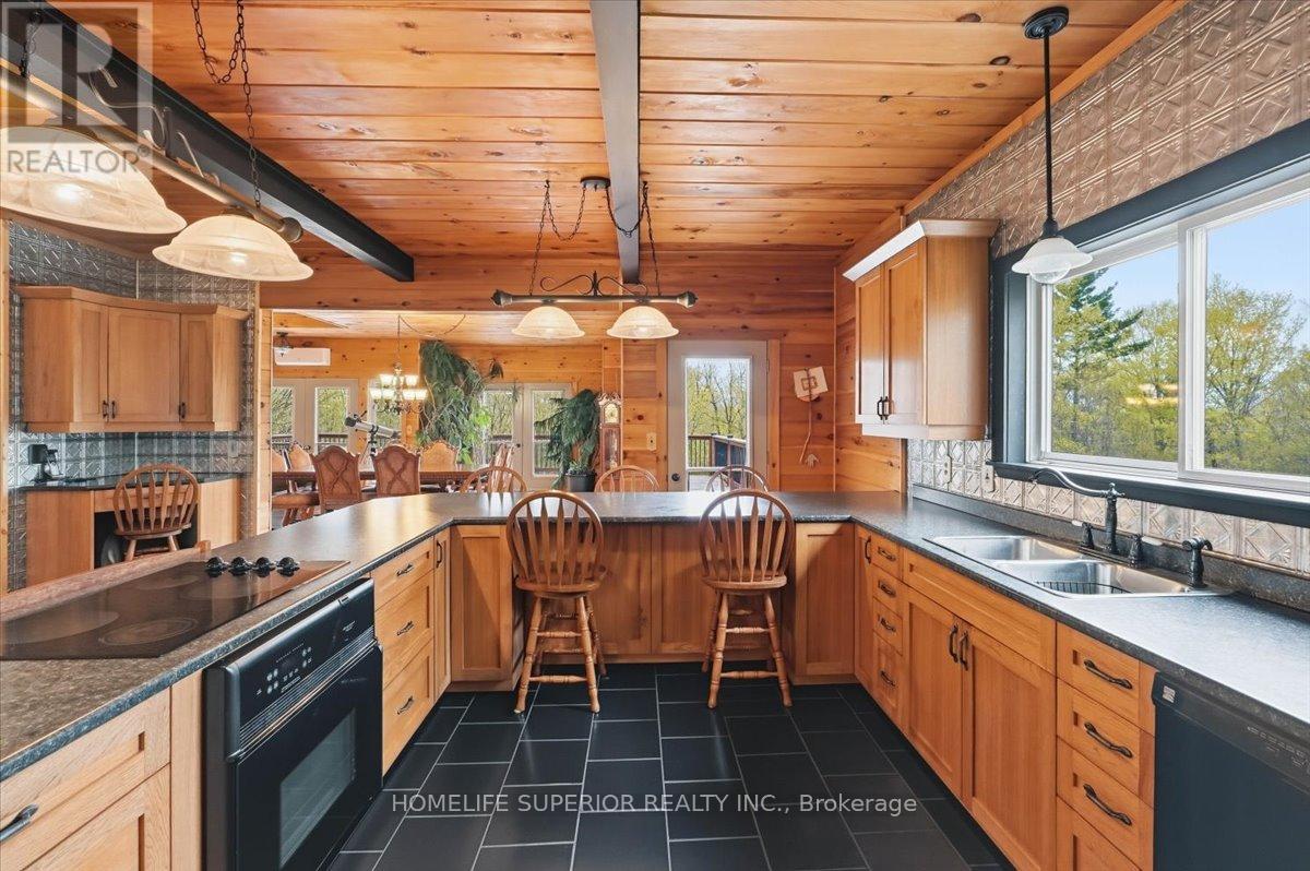 1513 CORDOVA ROAD - 23