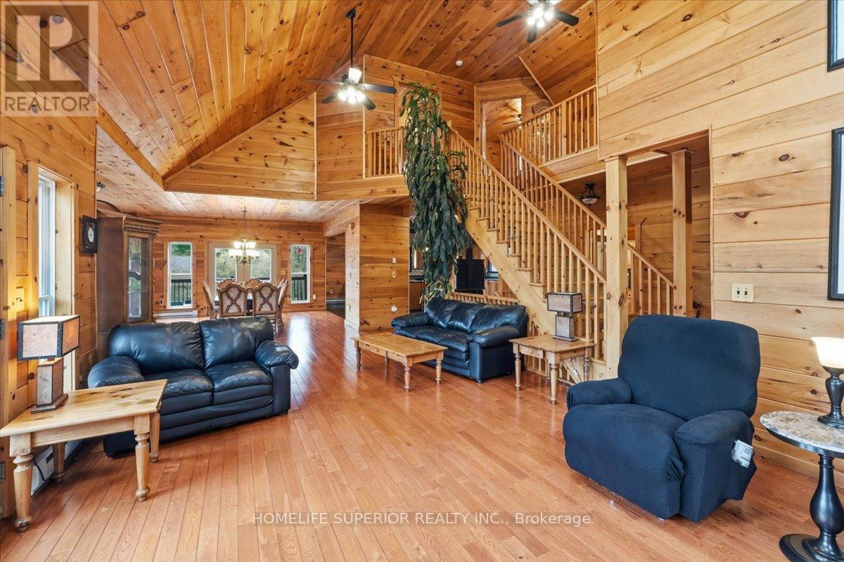 1513 CORDOVA ROAD - 29