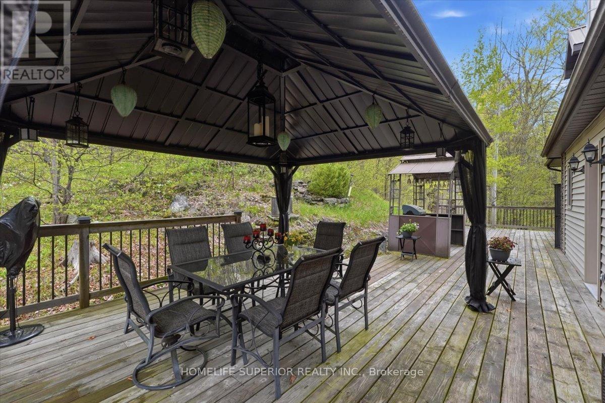 1513 CORDOVA ROAD - 41