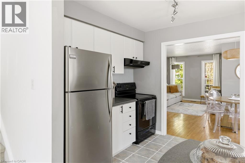 19 MILFOIL Crescent, Kitchener, Ontario, N2E3L2 — Photo 5