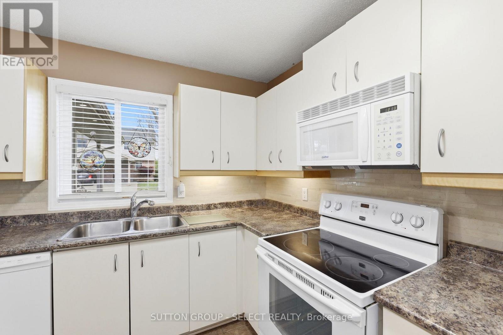 #1 151 BONAVENTURE DRIVE - 10