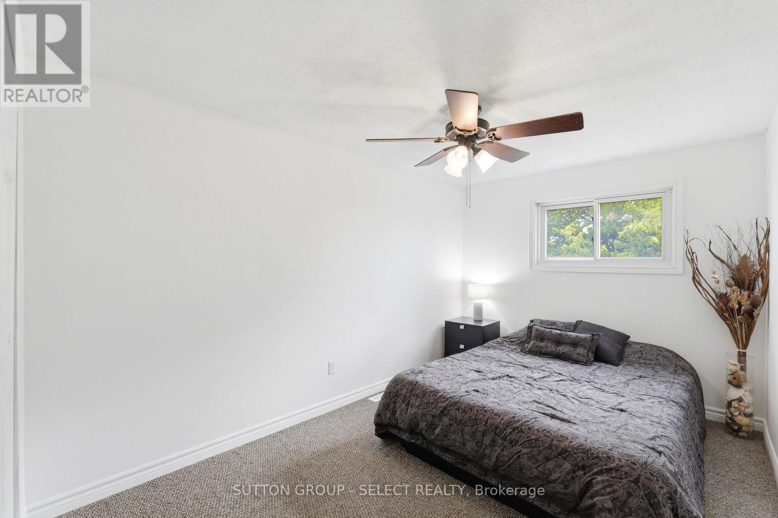 #1 151 BONAVENTURE DRIVE - 20
