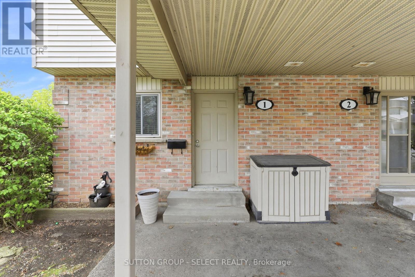 #1 151 BONAVENTURE DRIVE - 3