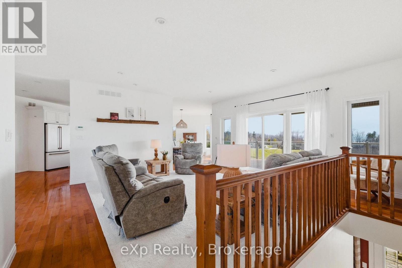 138430 112 GREY ROAD - 21