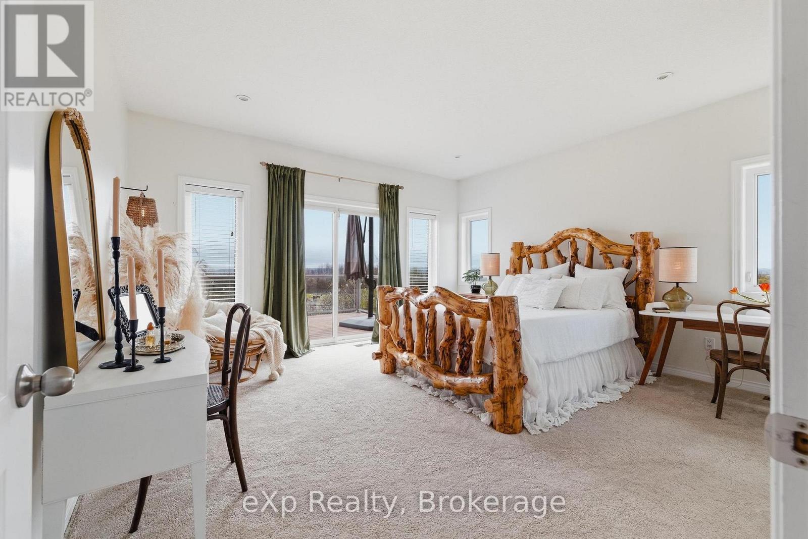 138430 112 GREY ROAD - 24