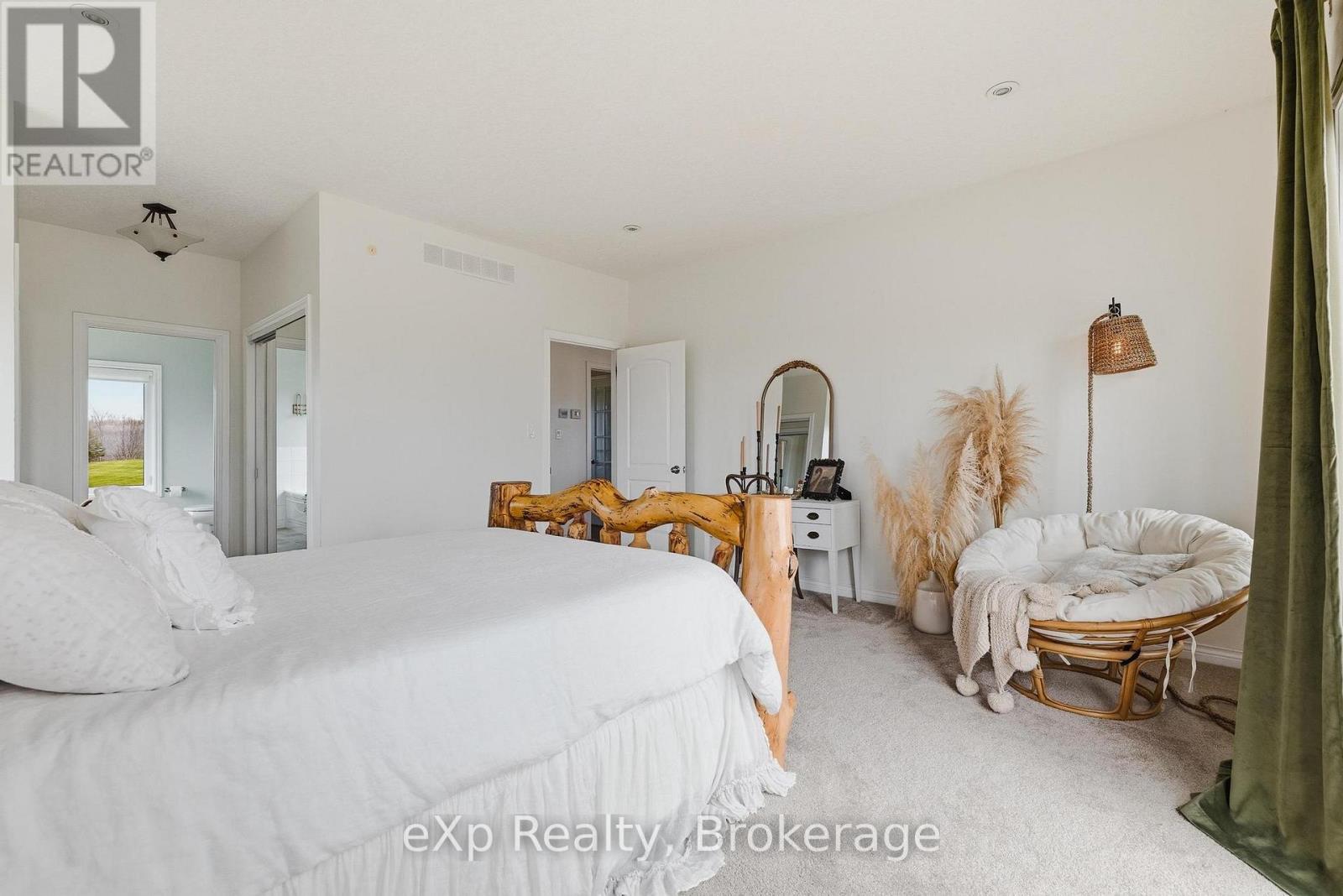 138430 112 GREY ROAD - 25