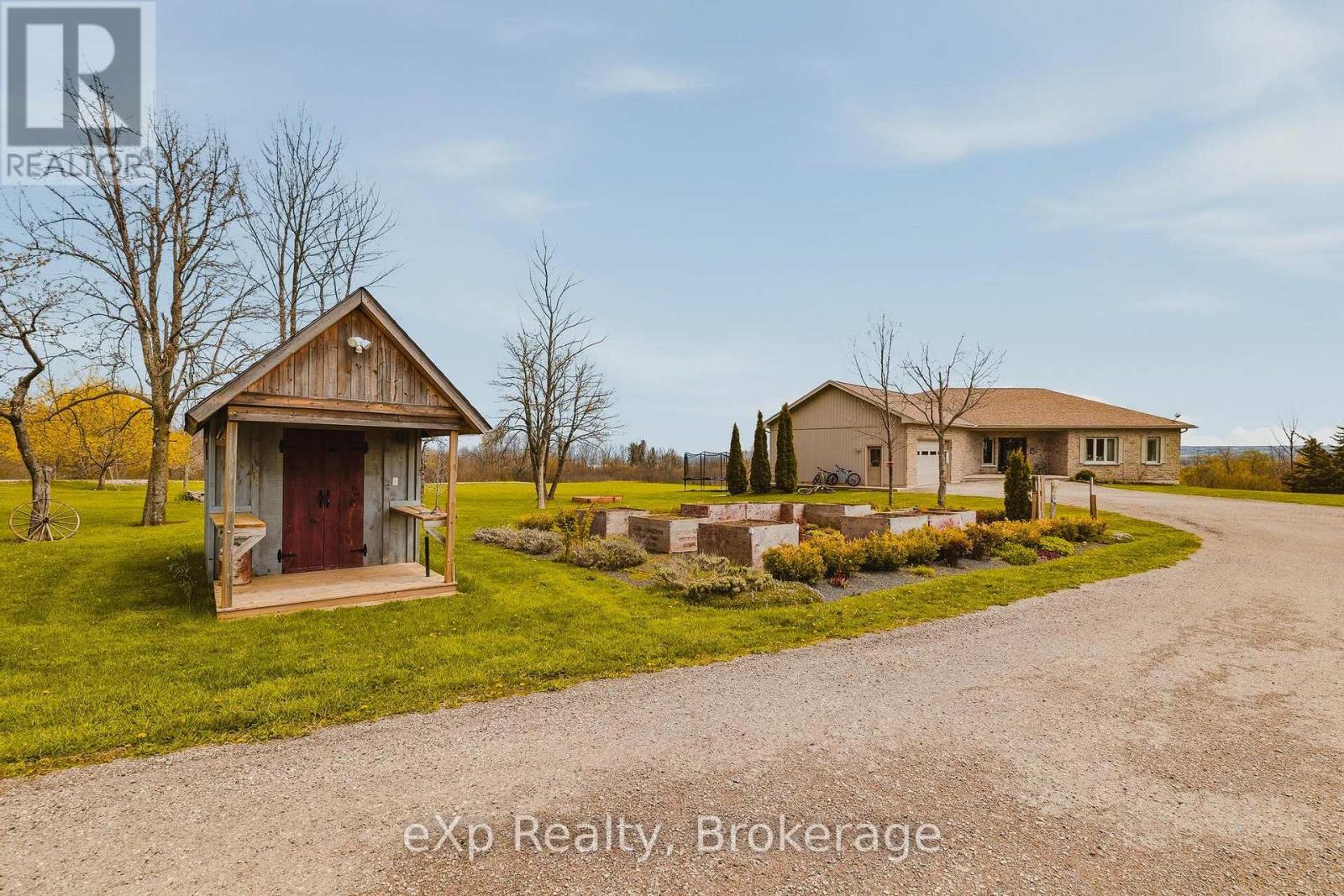 138430 112 GREY ROAD - 37