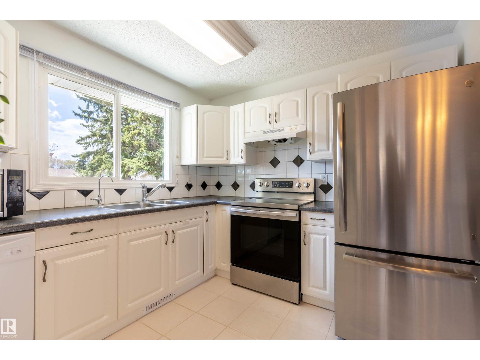 722 GRANDIN DR — photo 11
