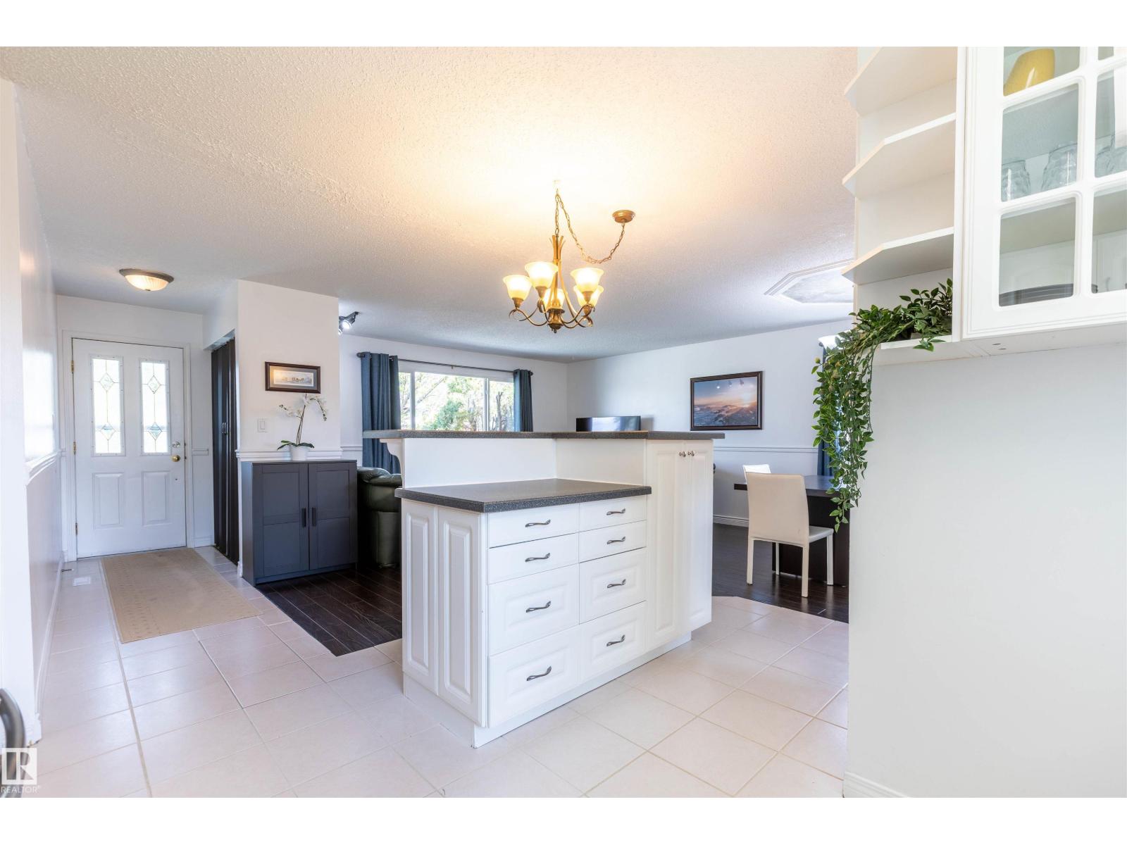 722 GRANDIN DR — photo 16