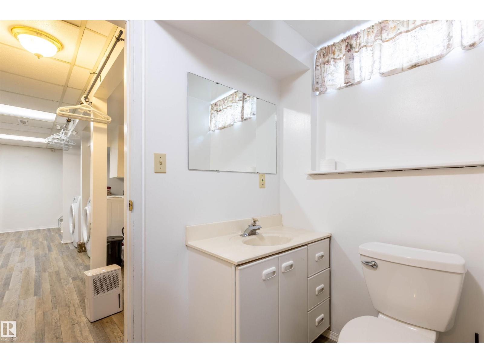 722 GRANDIN DR — photo 38