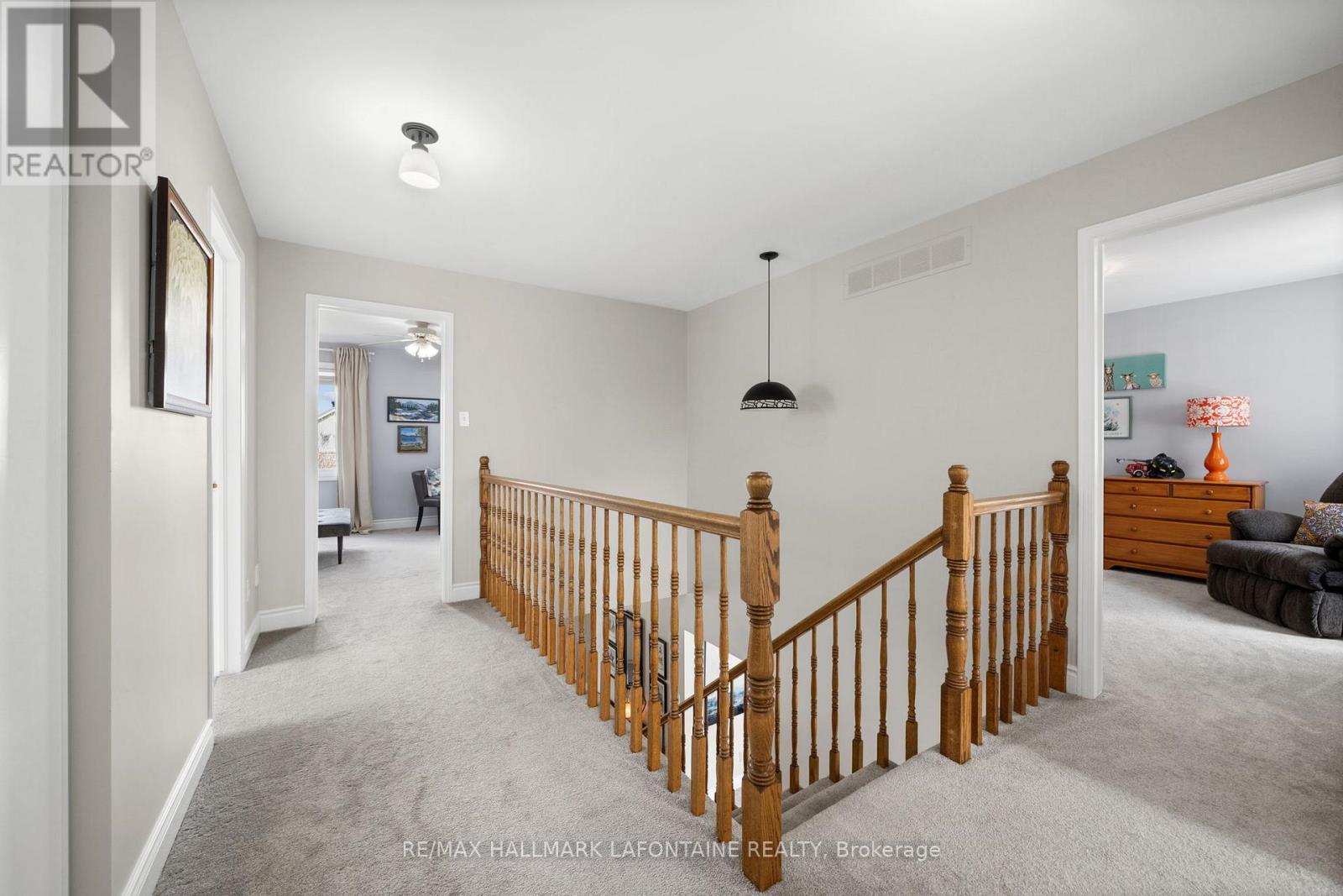 867 CLEARCREST CRESCENT - 23