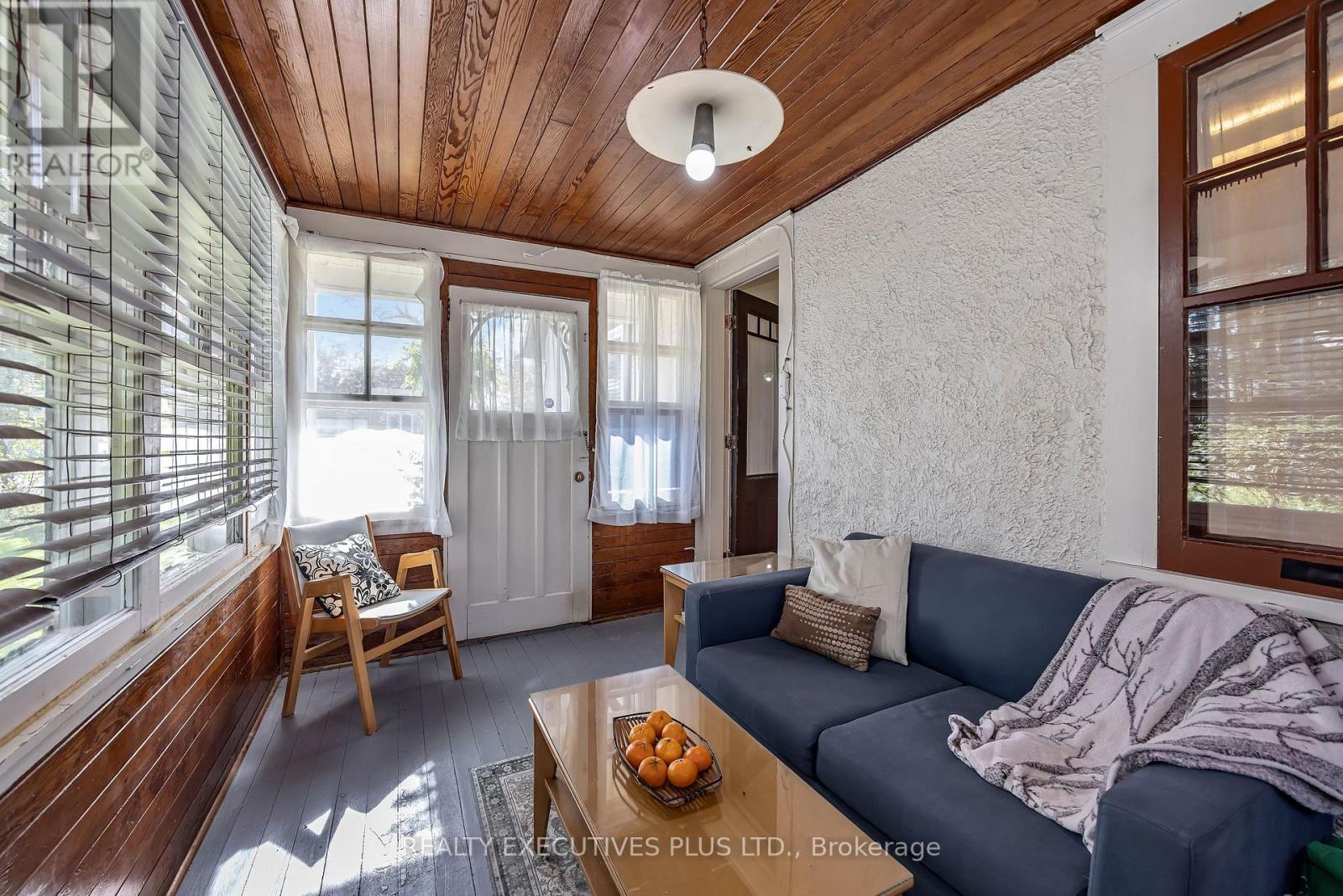 605 WATER STREET - 14
