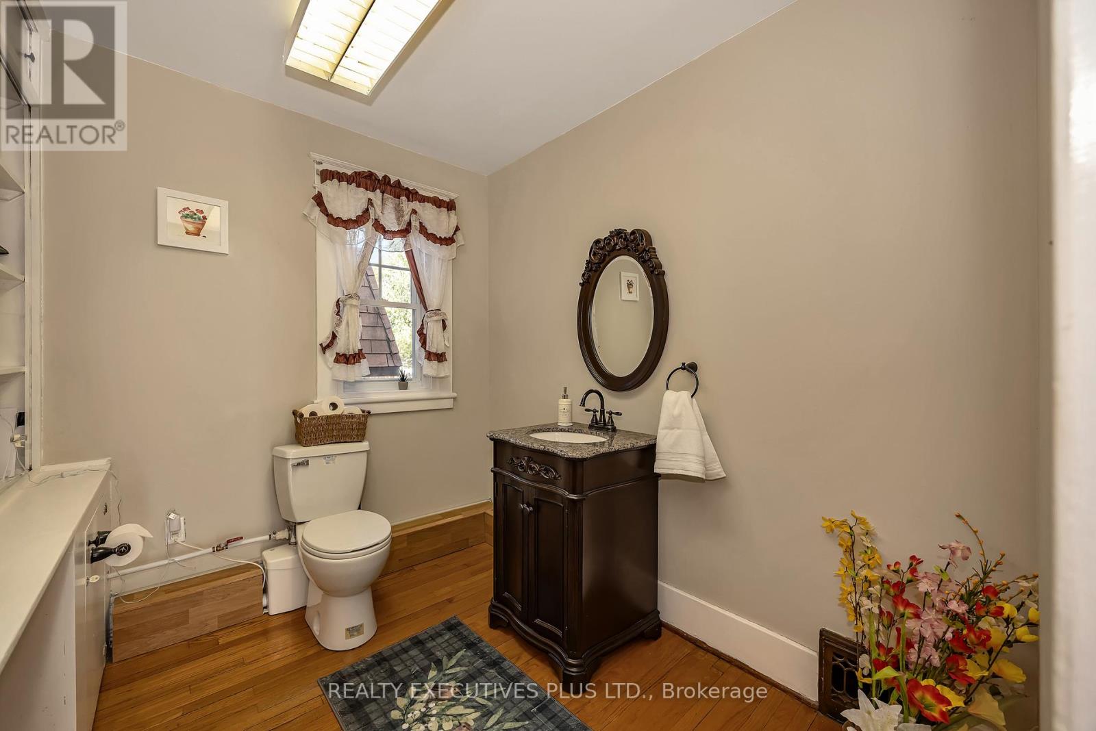 605 WATER STREET - 15