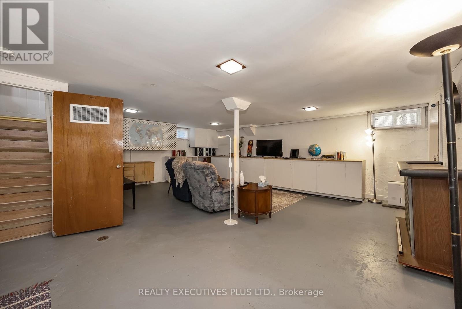 605 WATER STREET - 25