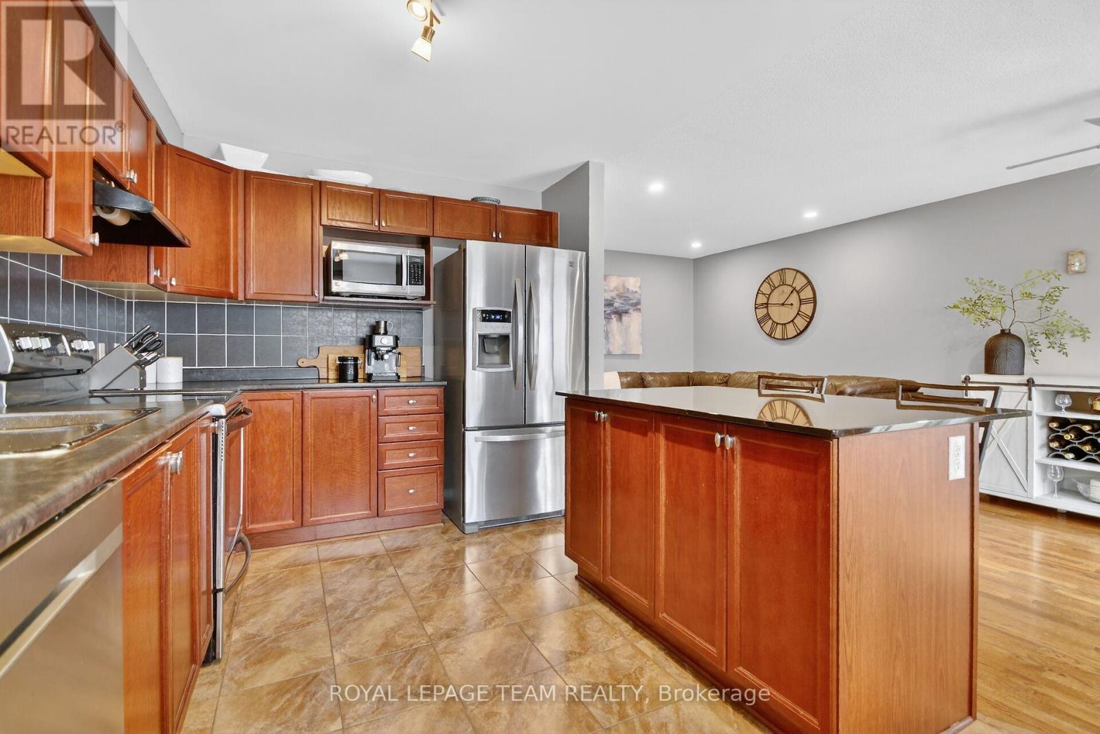 317 COPPERFIELD CRESCENT - 12
