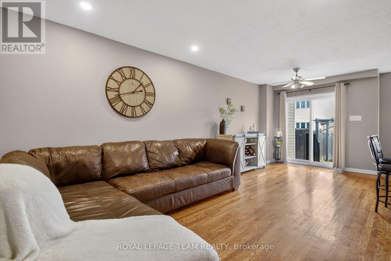 317 COPPERFIELD CRESCENT - 6