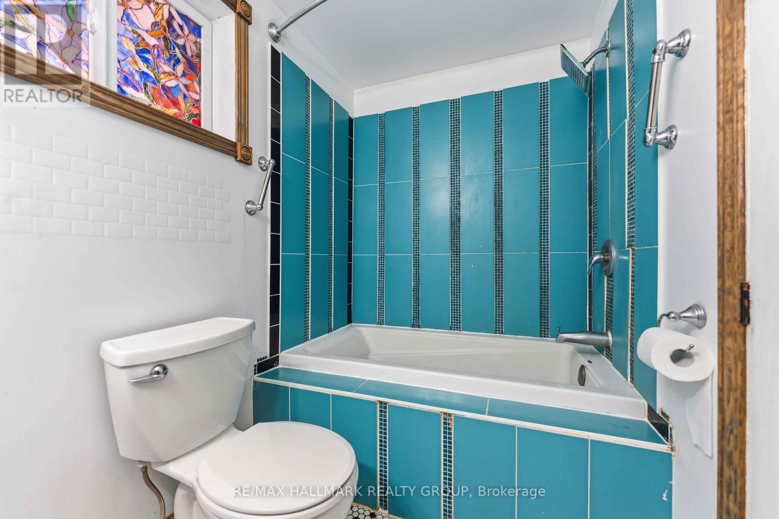 24 PATRO STREET - 18