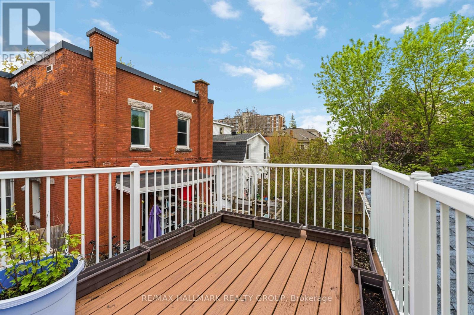 24 PATRO STREET - 32