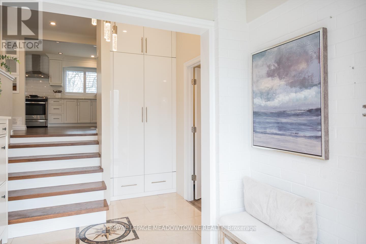 536 NELSON COURT - 10