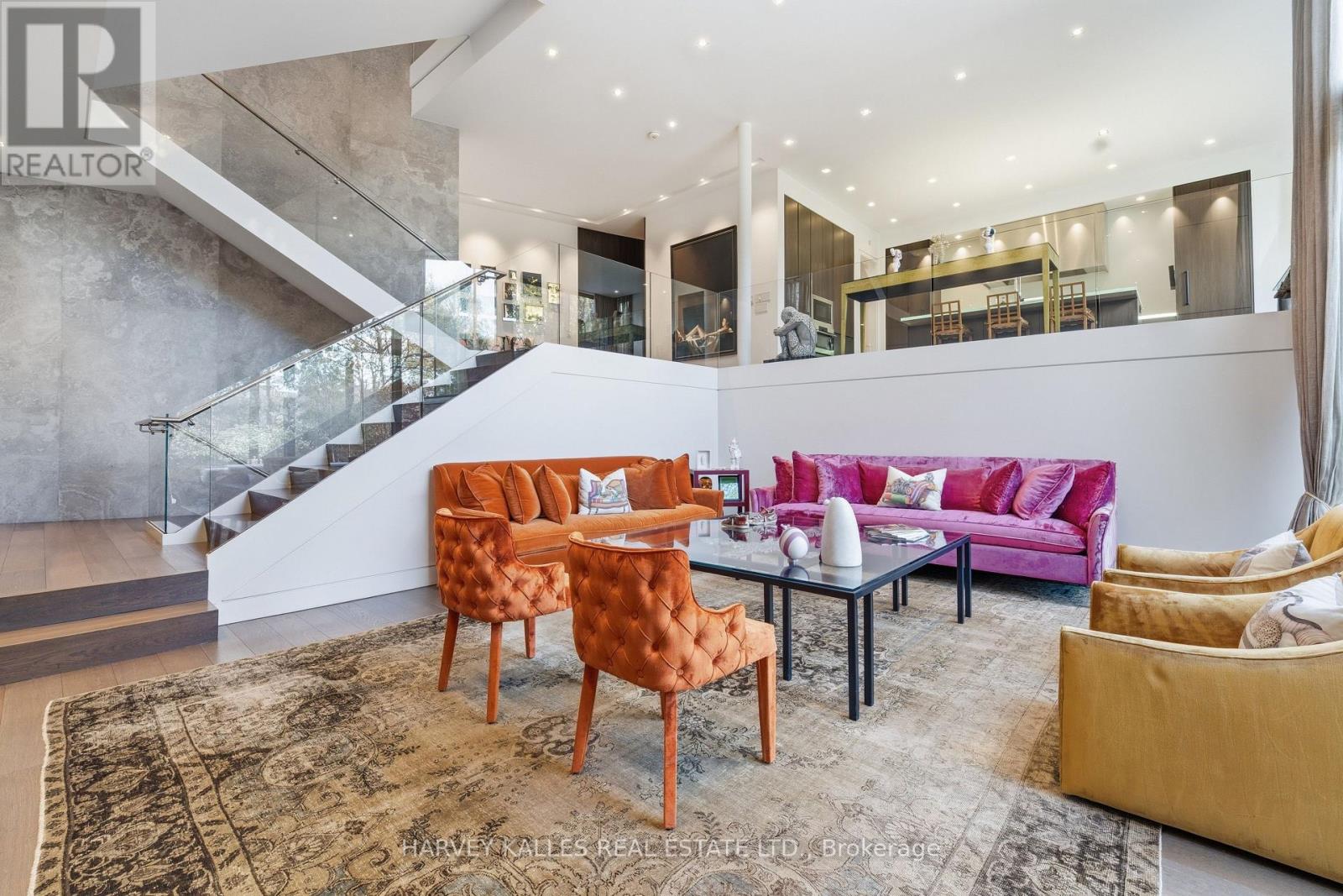 43 HILLHOLM ROAD - 15