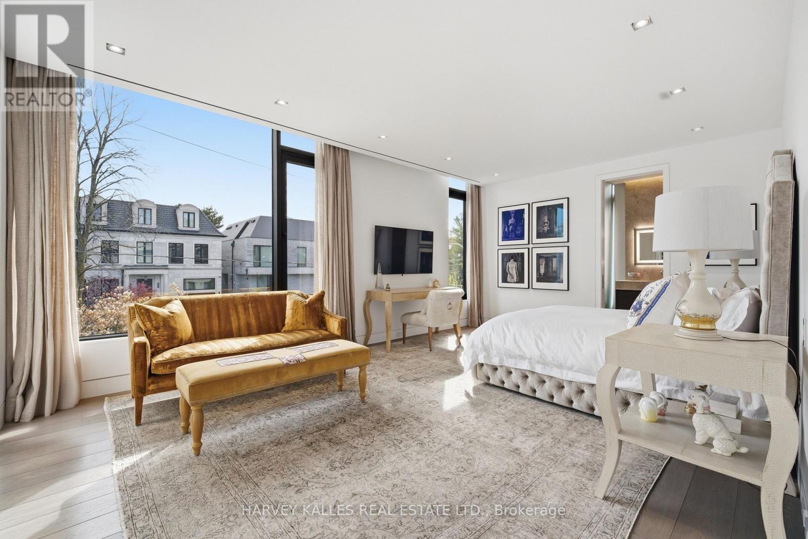 43 HILLHOLM ROAD - 23