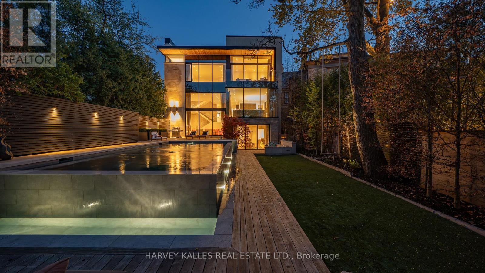 43 HILLHOLM ROAD - 34