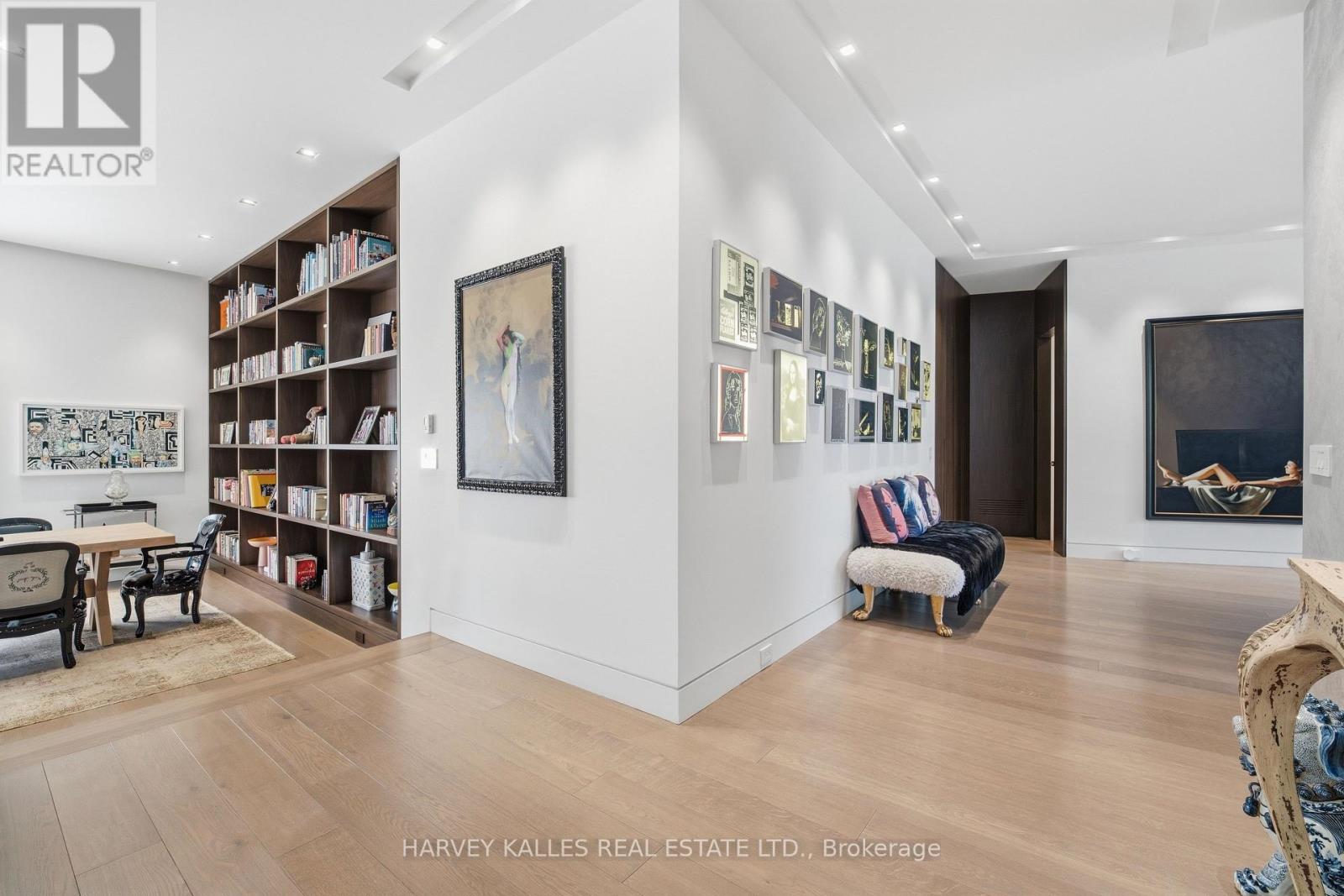 43 HILLHOLM ROAD - 5