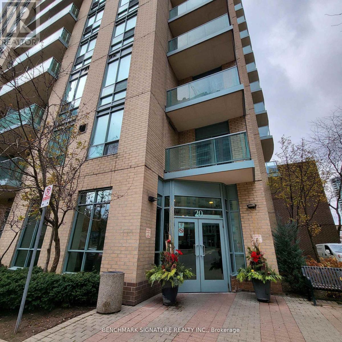 Listing photo of 802 - 20 OLIVE AVENUE