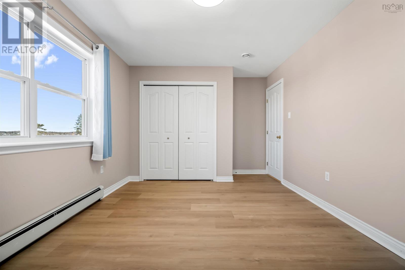 6 Binnacle Court - 23