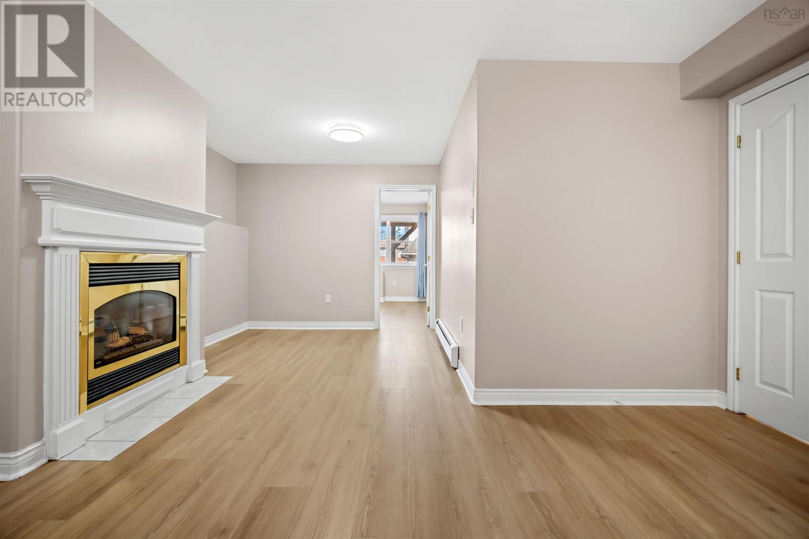 6 Binnacle Court - 29