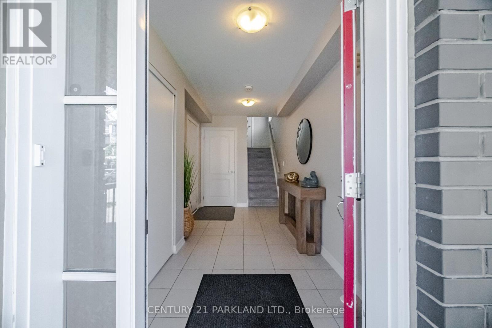 18 WIMSHAW LANE - 3