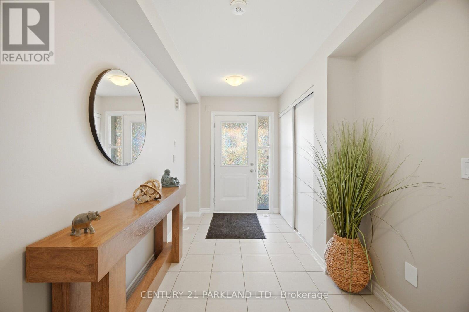 18 WIMSHAW LANE - 4