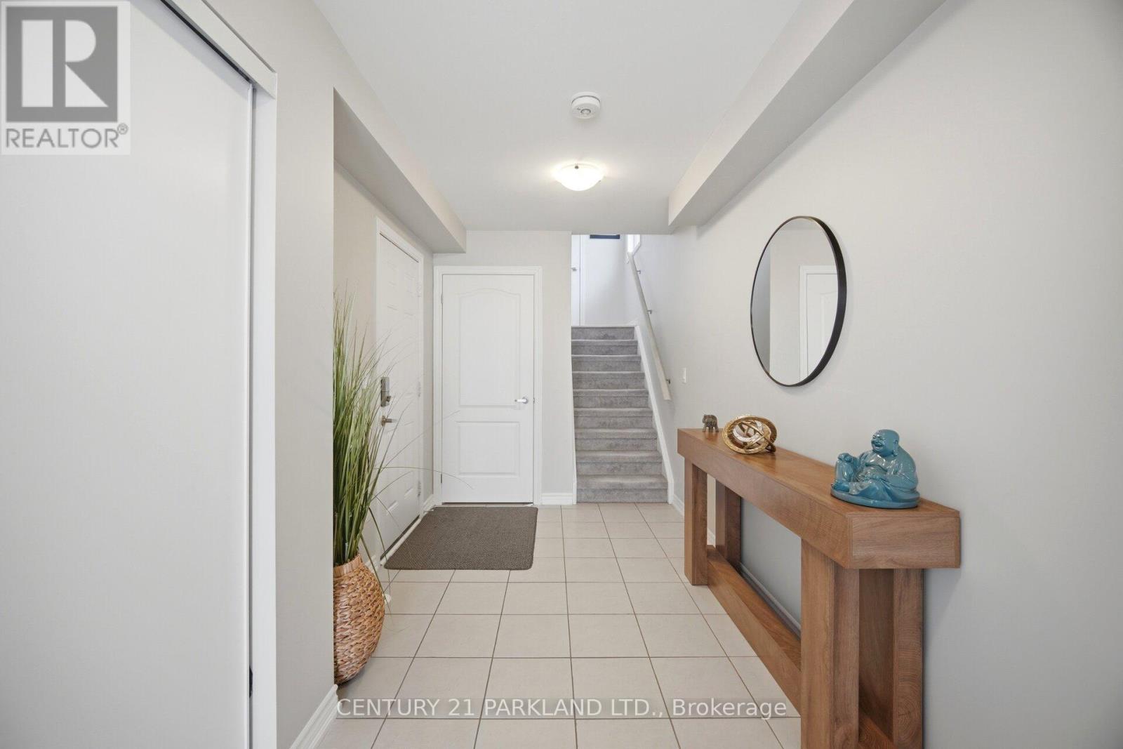 18 WIMSHAW LANE - 5