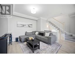 18 Wimshaw Lane, Whitchurch Stouffville, ON L4A8B7 Photo 7