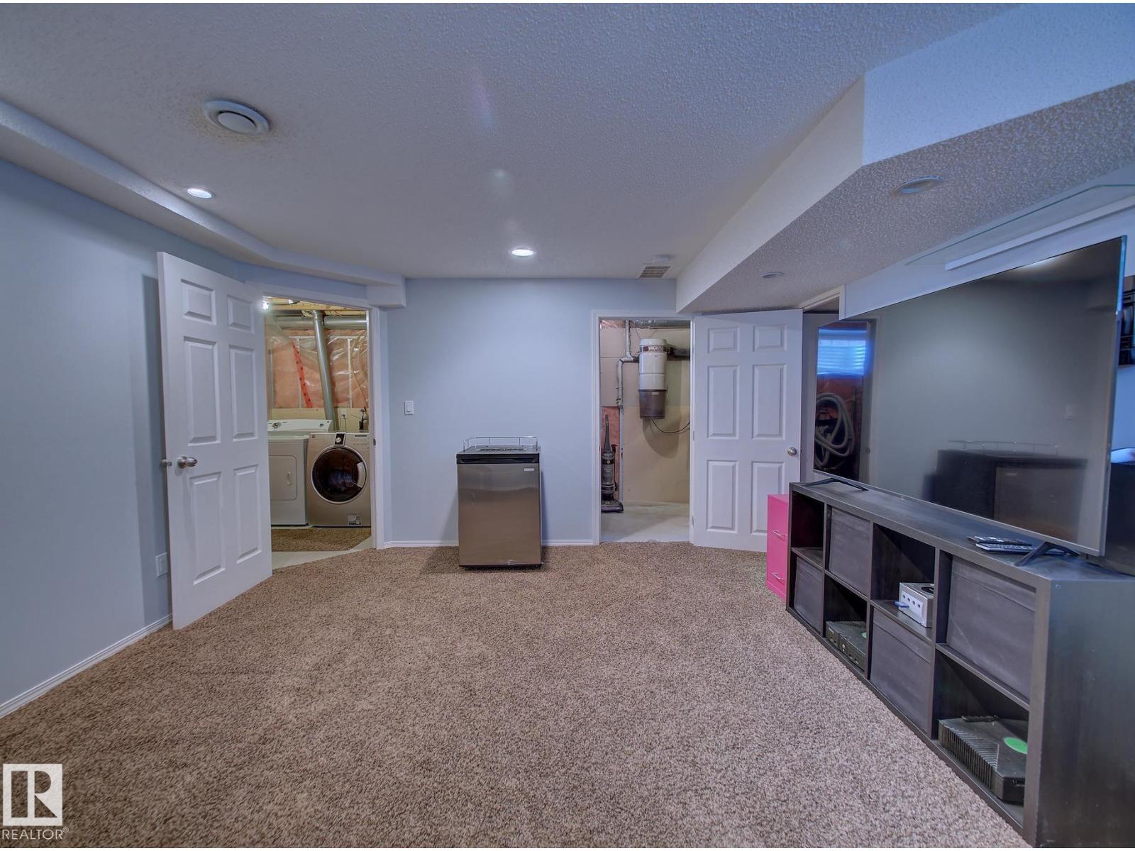 120 Westwood LN - 35