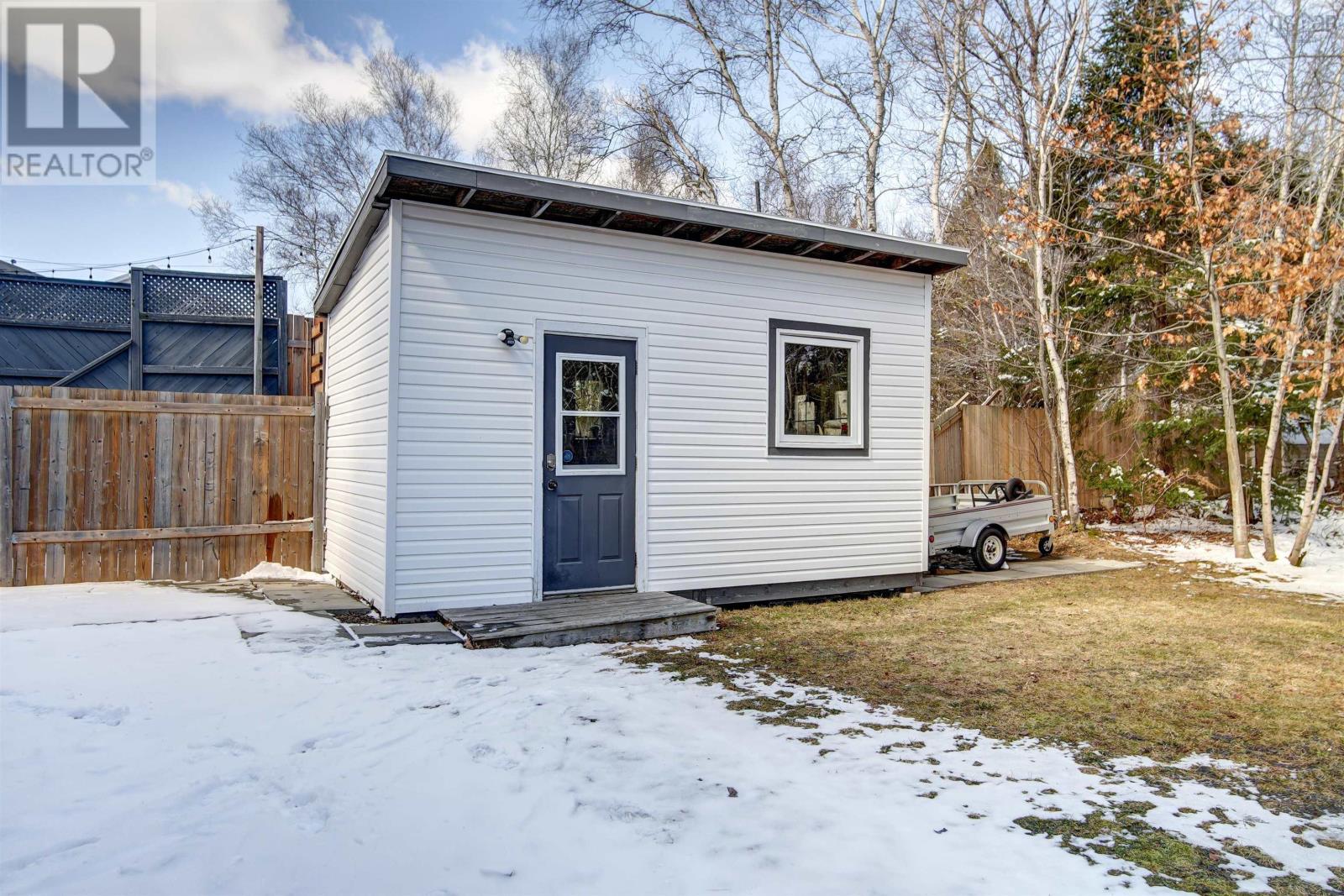 115 Haddad Drive - 46