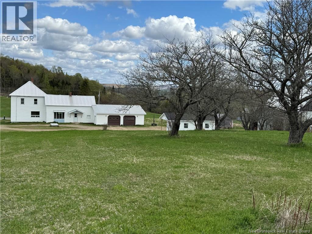 8975 Rte 107 - 49