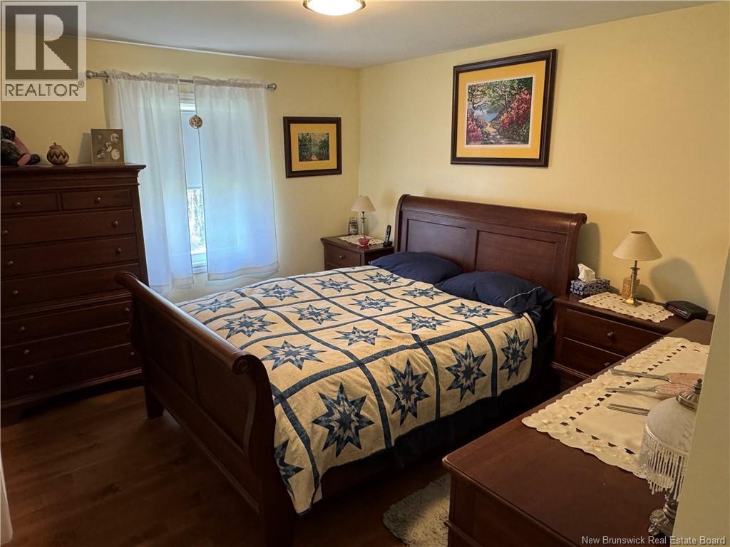 24 Mountain View Crescent - Image 27