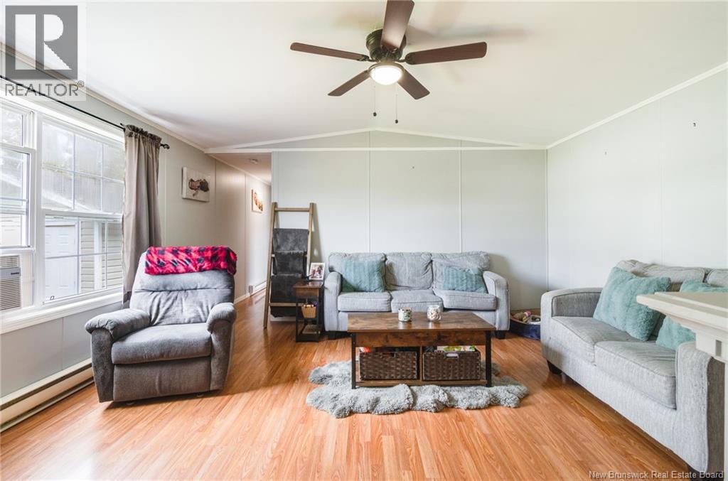 18 Ramsey Street - 12